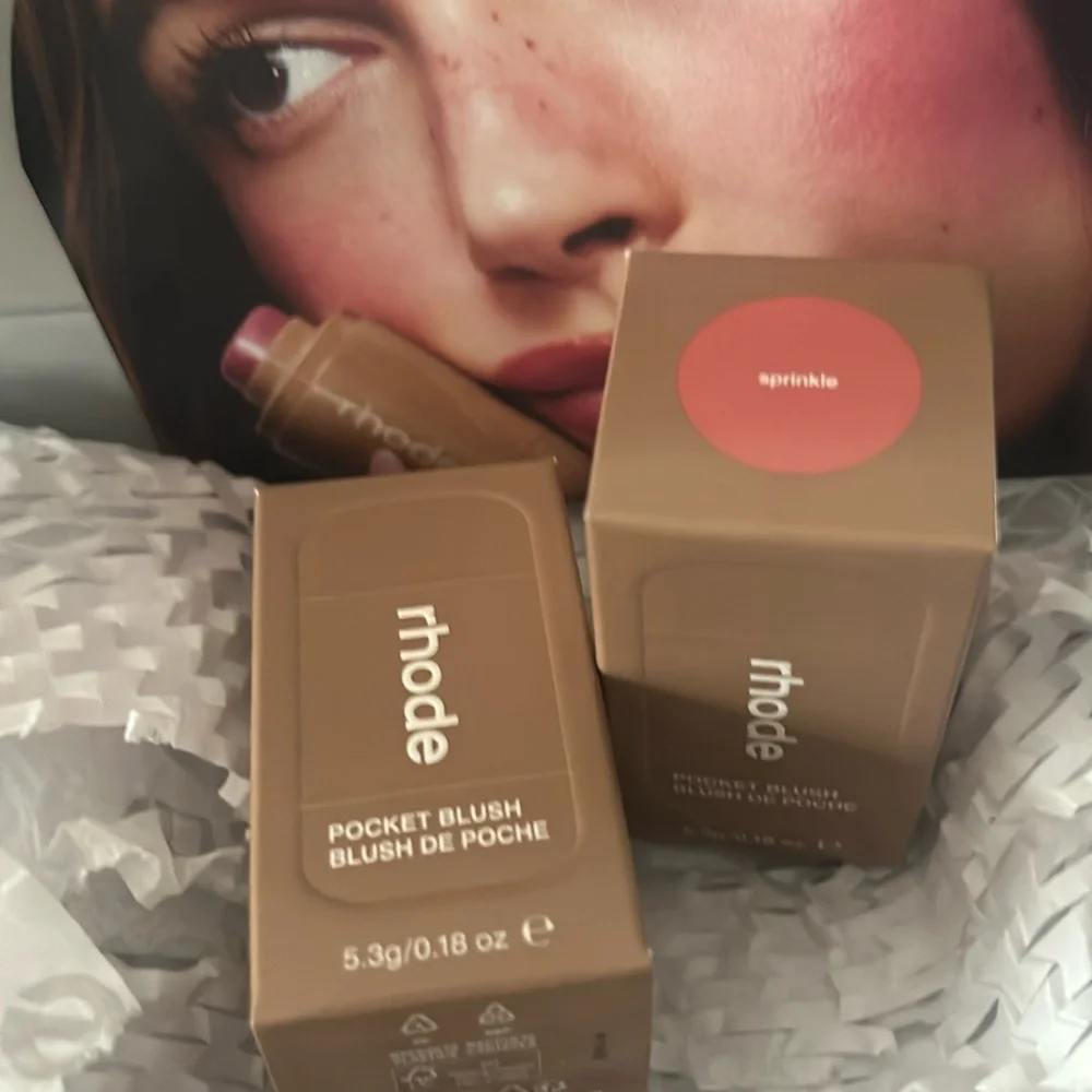Rhode sprinkle blush 🧁